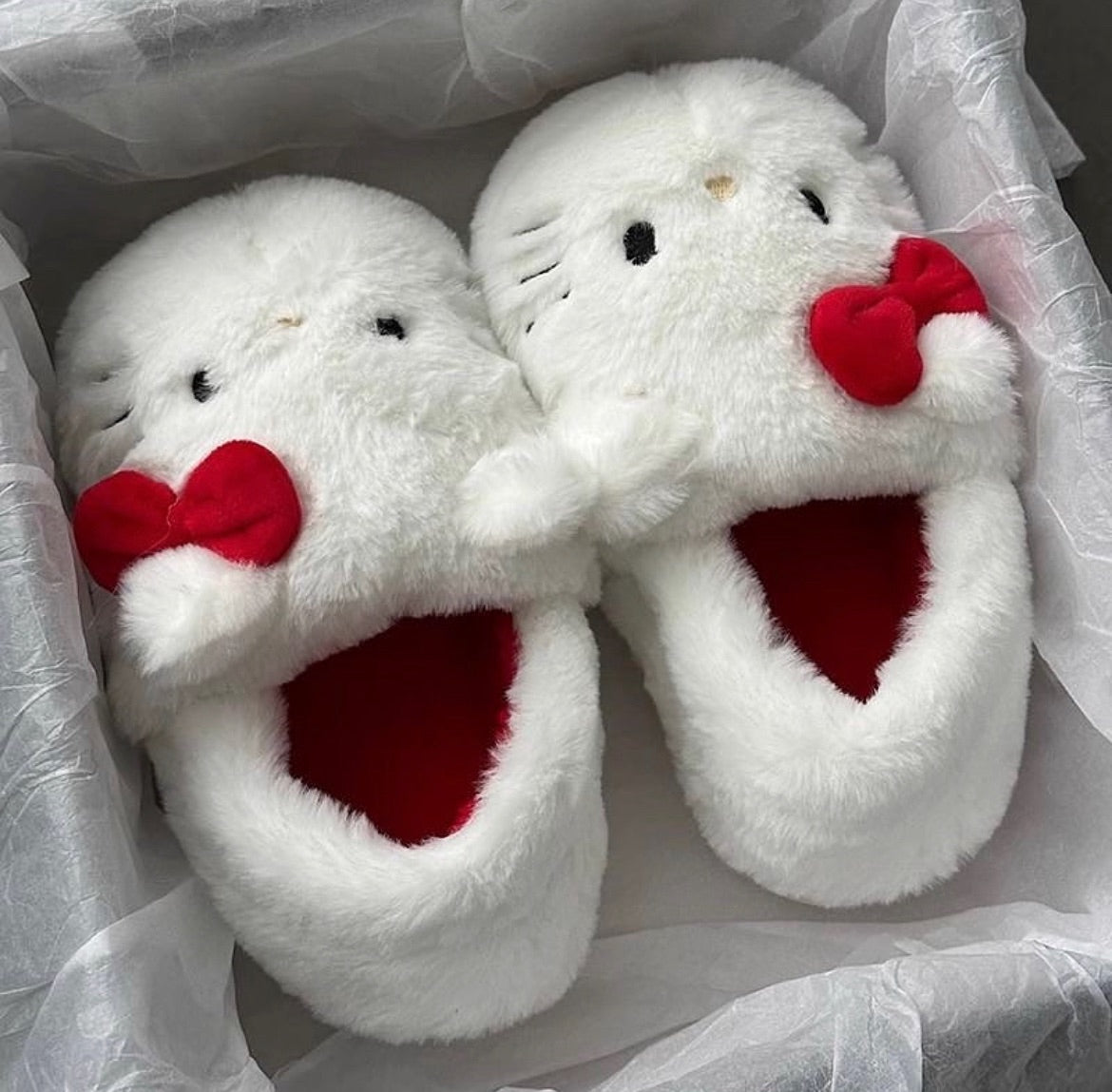 KITTY SLIPPERS