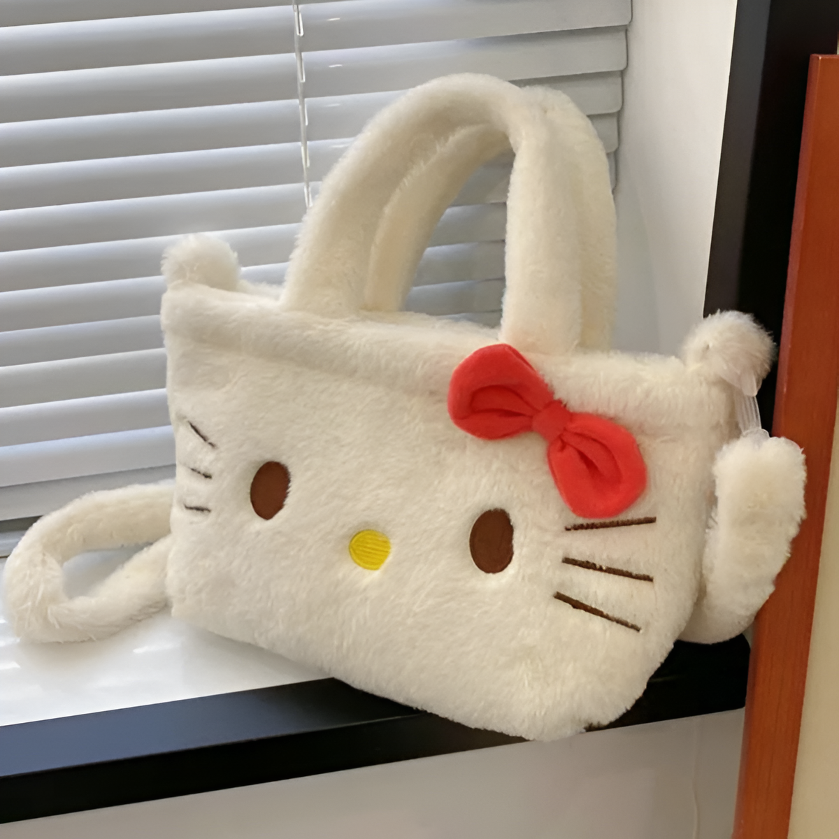 KITTY PLUSH HANDBAG